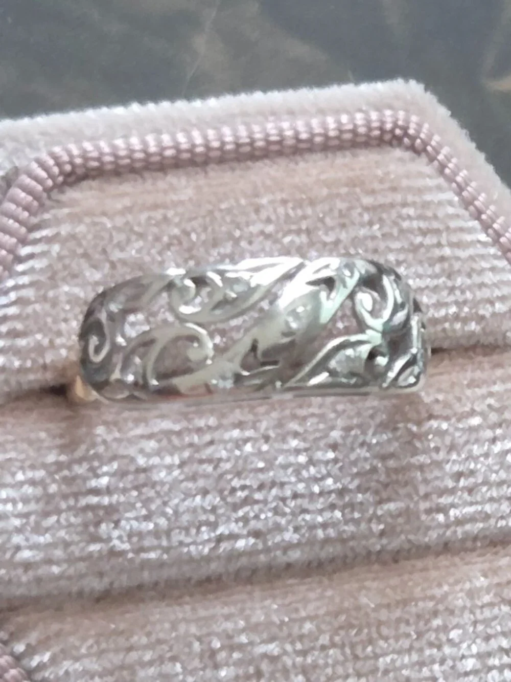 Vintage Two-Tone Yellow & White Gold Scroll Filigree Diamond Ring - Size 6